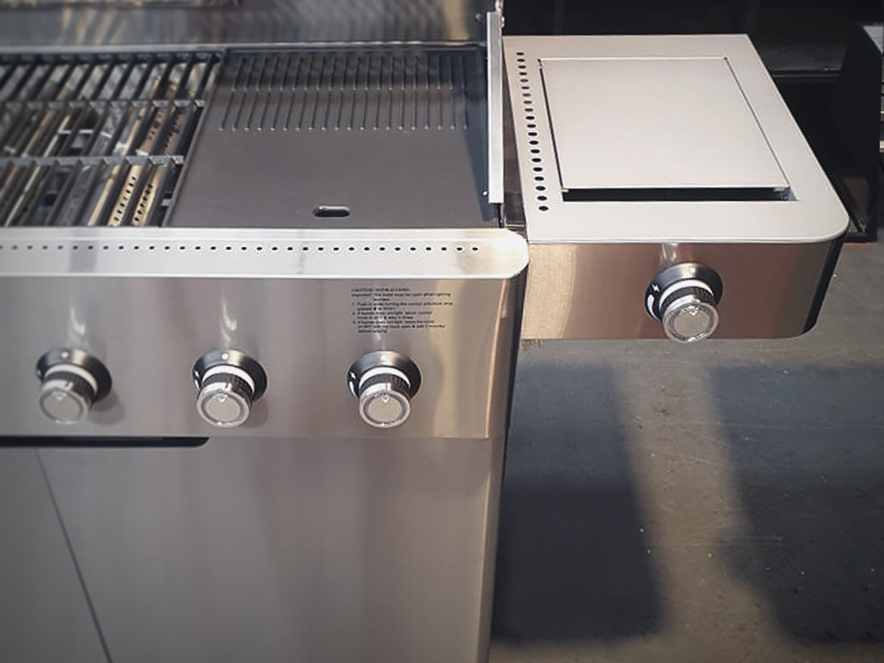 Everdure - Hayman 6 Burner BBQ 304 Stainless - With Side Burner & Rotisserie