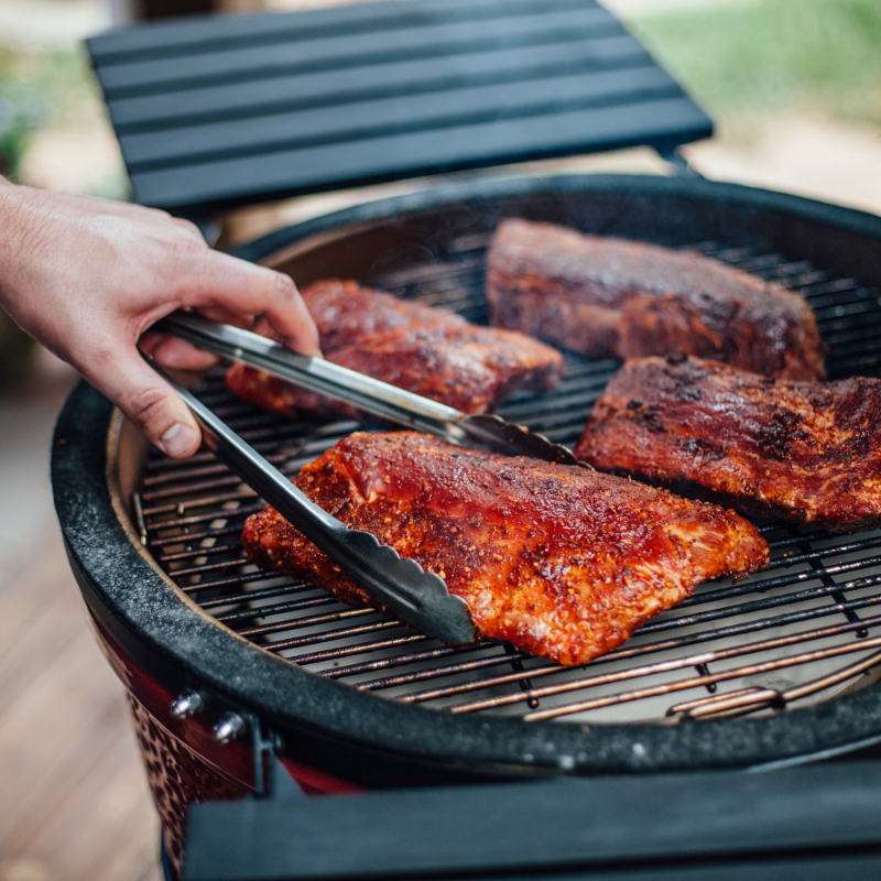 Kamado Joe - Classic Joe™ I 18-inch Charcoal Grill in Red with Cart